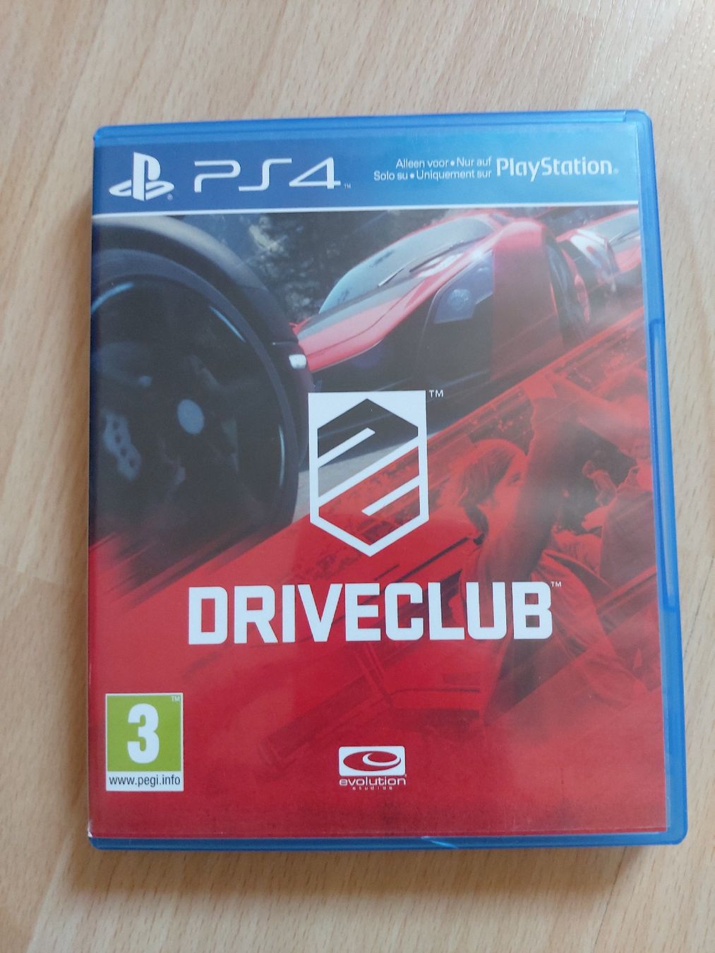Jeux: Ps4 Spiel  – D'occasion à Frenkendorf par Eona87