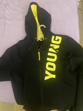 YB Hoodie