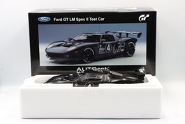 Ford GT LM Spec II Test Car 2005 1:18 AutoArt