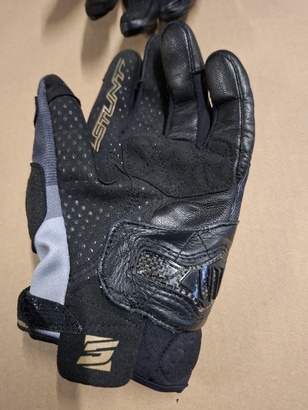 Guanti & manicotti: Five Motorradhandschuhe 10 L – Usato da Glis venduto da fragra 1