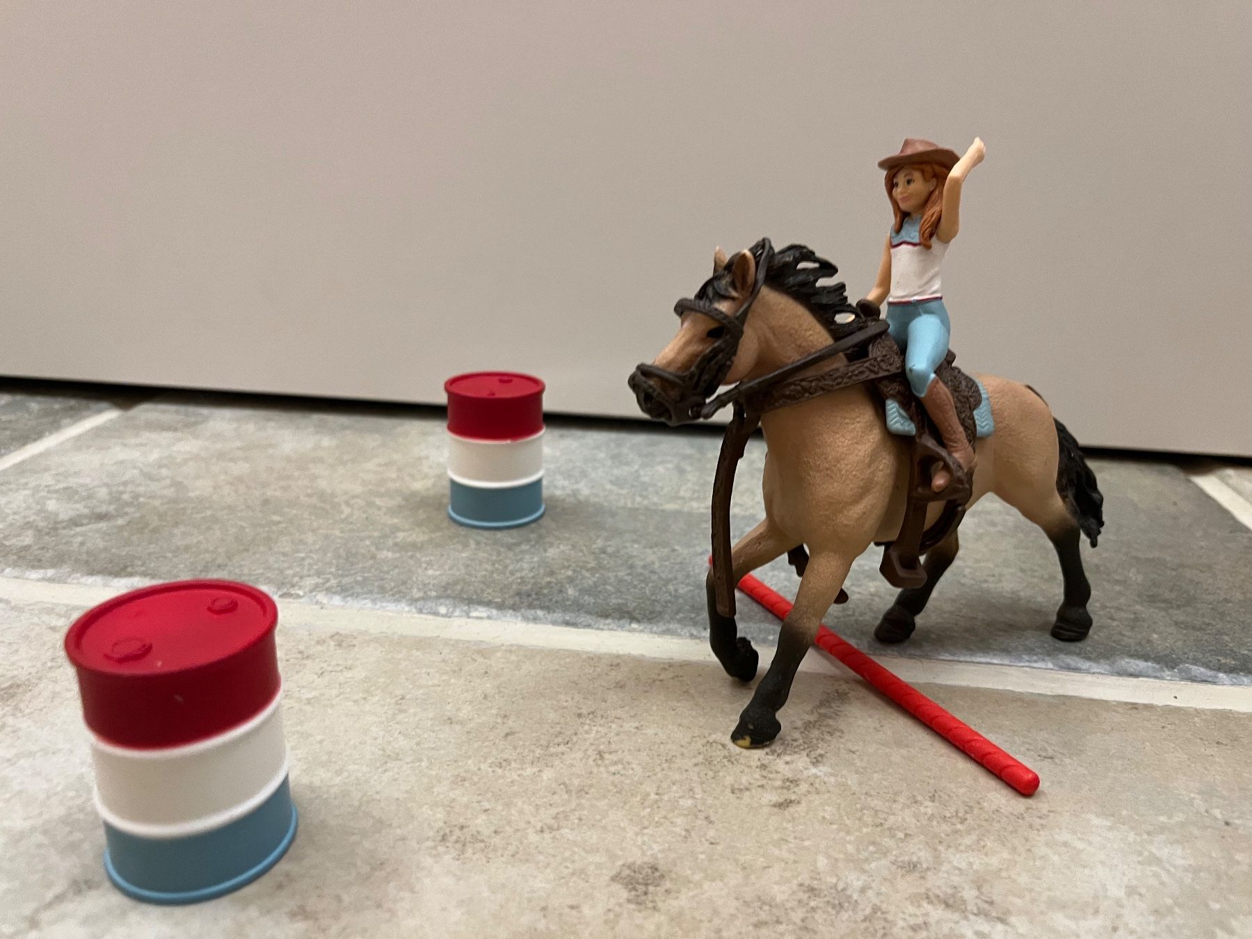 Schleich Giocattoli: Schleich Set mit Westernpferden und Bauernhoftieren – Usato da Zürich venduto da Nellyliva01 3