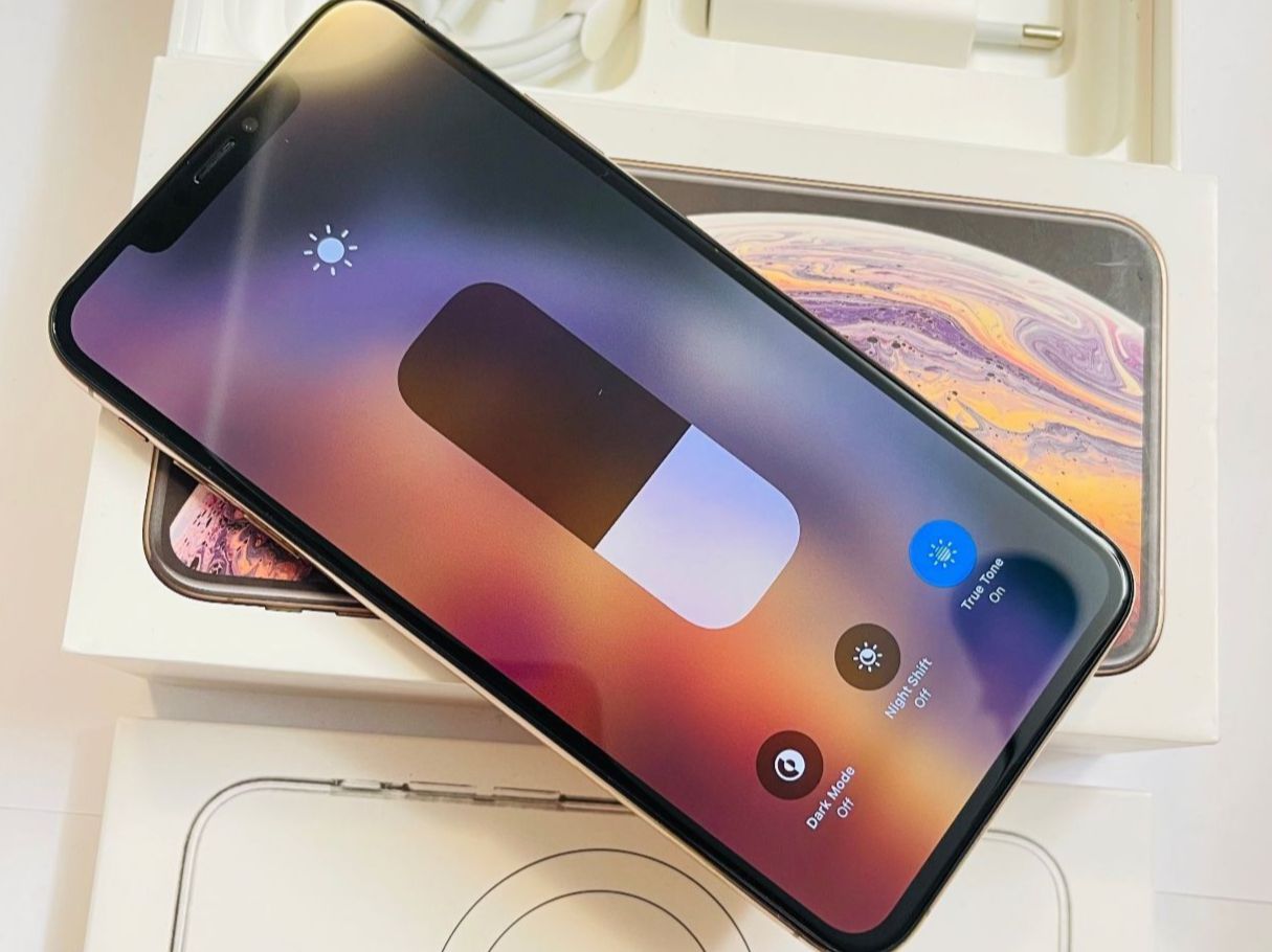Apple Handys / Smartphones: IPhone XS Max 256gb akku 100% – Gebraucht aus Luzern von Waince786 1