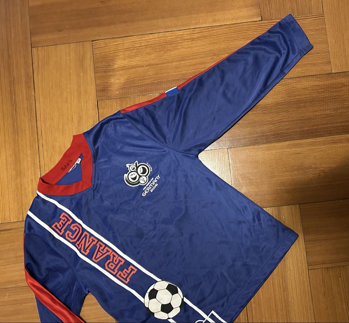Scarpe, pantaloni & magliette da ginnastica: Frankreich langarm Trikot WM 2006  – Nuovo (secondo la descrizione) da Bern venduto da Passevite 1