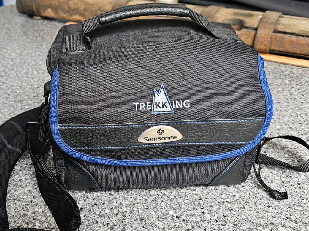 Samsonite Borse: Fotokamera - Tasche/ TREKKING/ Samsonite – Usato da Geuensee venduto da jes_9xyk