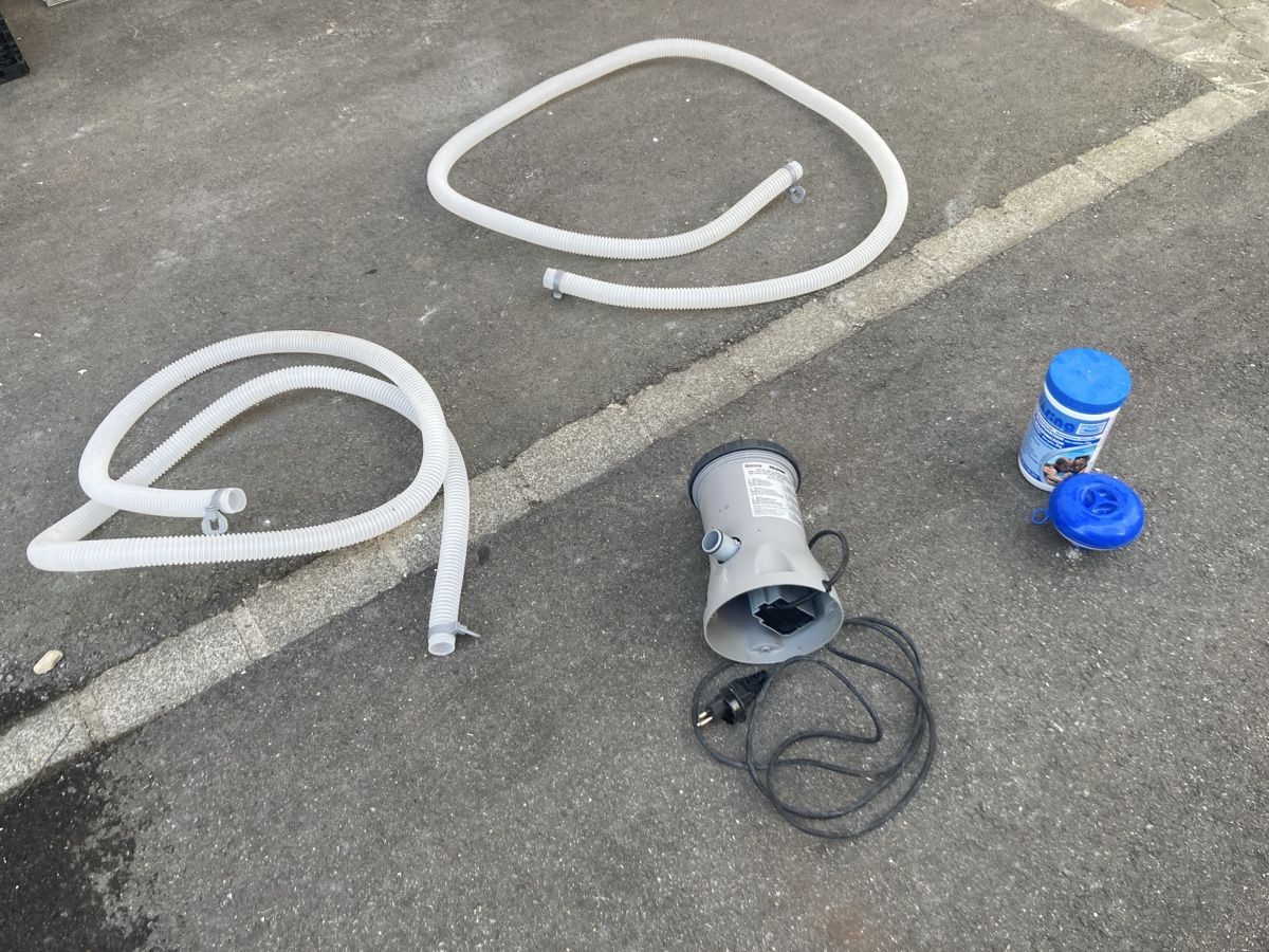 Bestway Schwimmbad-Zubehör: Bestway Durchlauf-Filteranlage gebraucht – Gebraucht aus Ottikon b.Kemptth. von MarsNut01 1