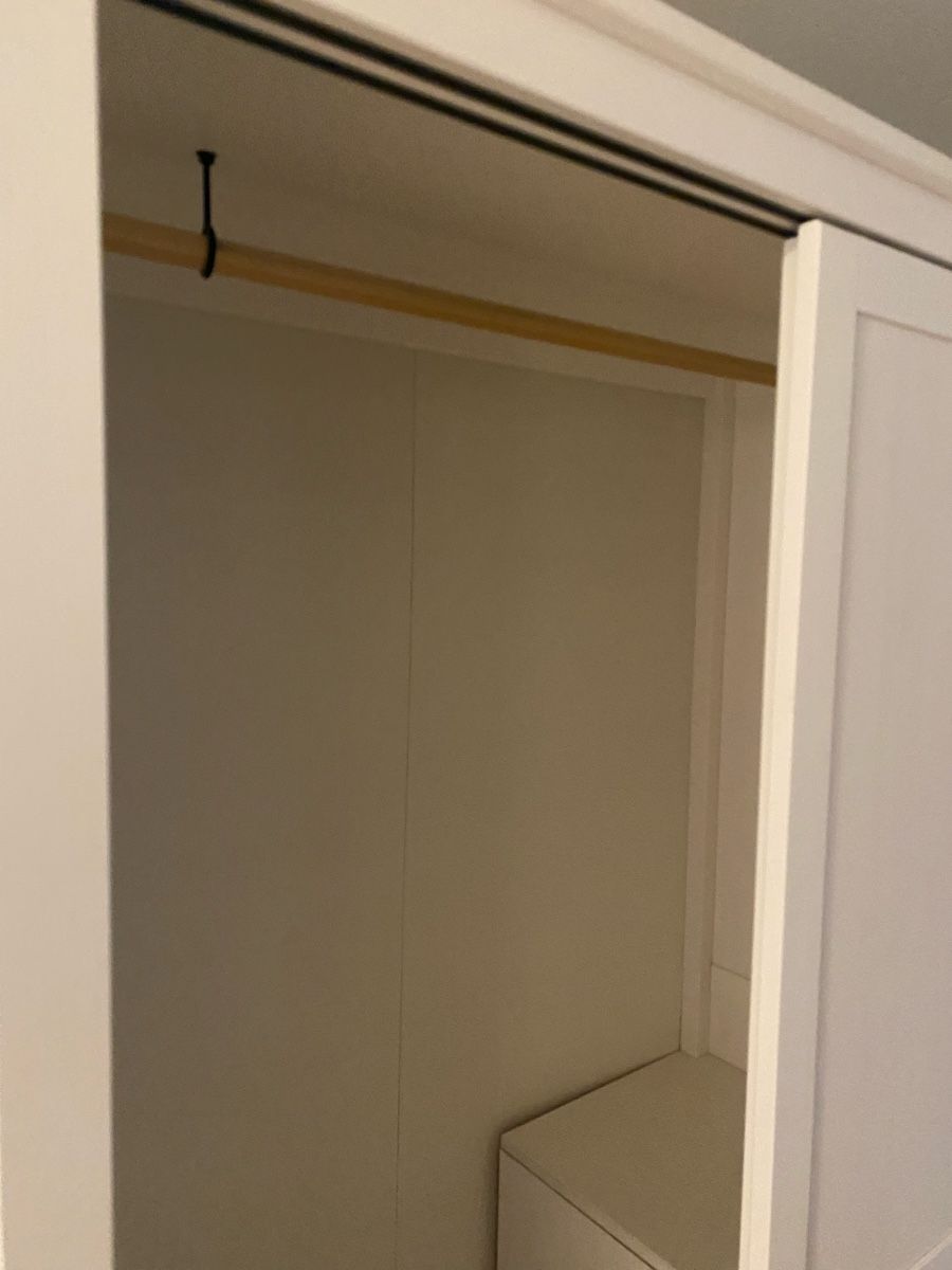 Armadi: Ikea Hemnes Kleiderschrank – Usato da Bremgarten b. Bern venduto da Alexandre.herrmann 1