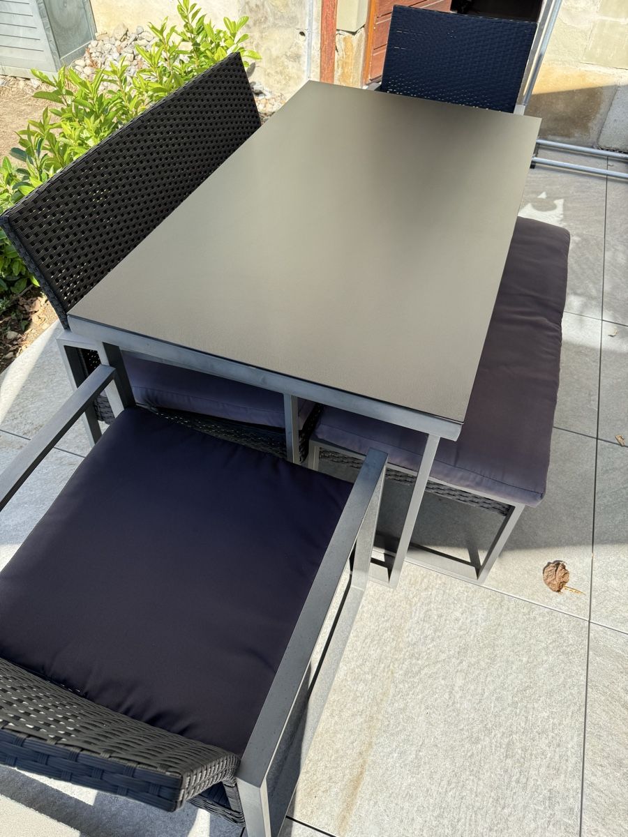 Tischset: Ensemble table et chaises jardin 4 pers. gris anthracite  – Gebraucht aus Crissier von ballydoolagh 7