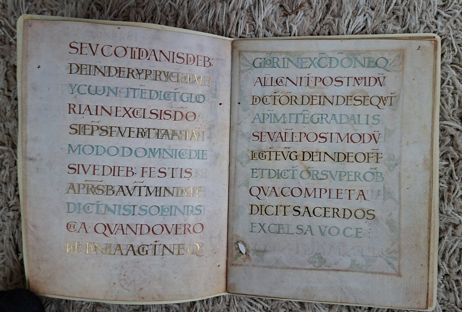 Libri: Sakramentar von Metz, Mappe,  2 Hefte, Bibliothek Paris – Usato da Herisau venduto da Saentis1 5