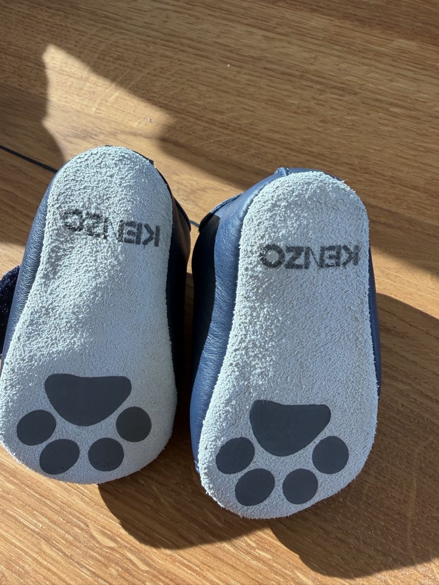 Scarpe per ragazzi: Kenzo Schuhe Baby – Usato da Altendorf venduto da Carcoura 1