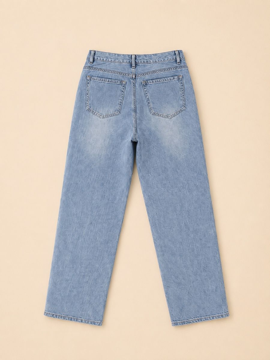 Jeans: JEAN DROIT BLEU CLAIR – Nuovo (secondo la descrizione) da Lausanne venduto da KeNaChic 2