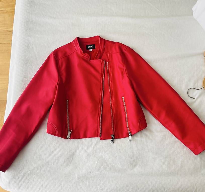 Giacche: giubbotto pelle rosso mai usato – Usato da Lugano venduto da naz_zkg8 1
