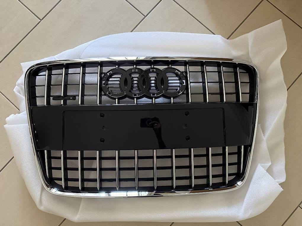 Alle Autoersatzteile: Audi Q7 Kühlergrill - NEU – Gebraucht aus Bassersdorf von bibs95