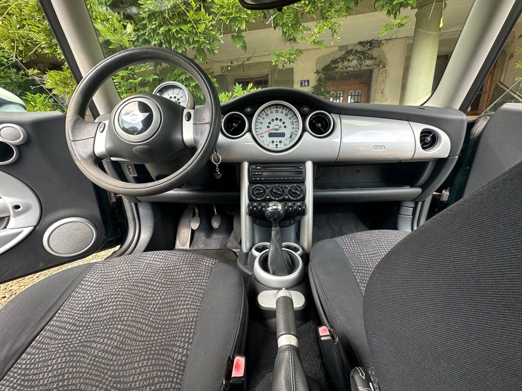 Mini Automobili: Mini Cooper 1.6 bon état !! – Usato da Russin venduto da applenic 5