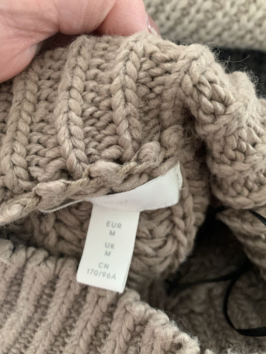 H&M Pullover & Sweatshirts: Kurzer Stehkragen Pullover von H&M Gr. M taupe – Gebraucht aus Ellikon an der Thur von Bali1999 3