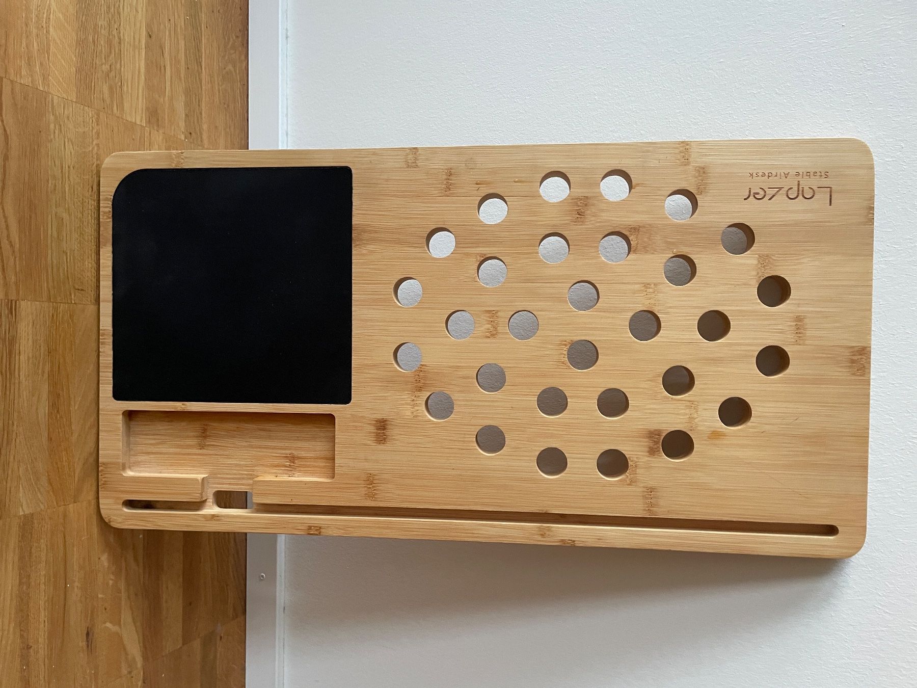 Schreibtische: Laptop Tisch – Gebraucht aus Basel von mai_x5zg 2