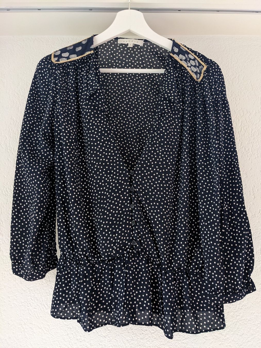 Sandro Camicette: Sandro Paris Bluse gr. 2 / S mit Applikation aus Seide – Usato da Lengnau AG venduto da Nathi88 1