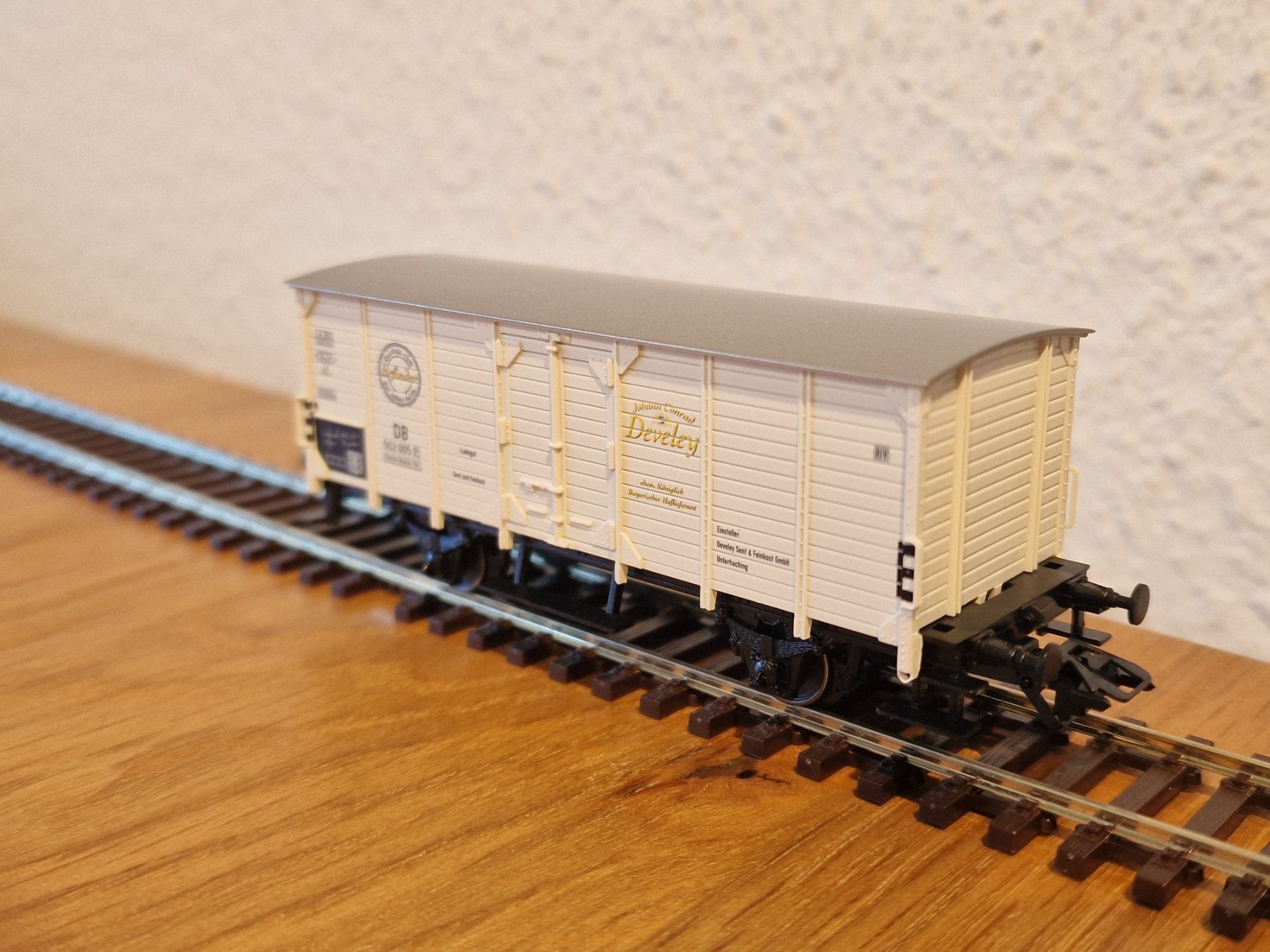 Trix Modelleisenbahnen: DB Develey Güterwagen H0 – Neu (gemäss Beschreibung) aus Matten b. Interlaken von lor_hr9w 2