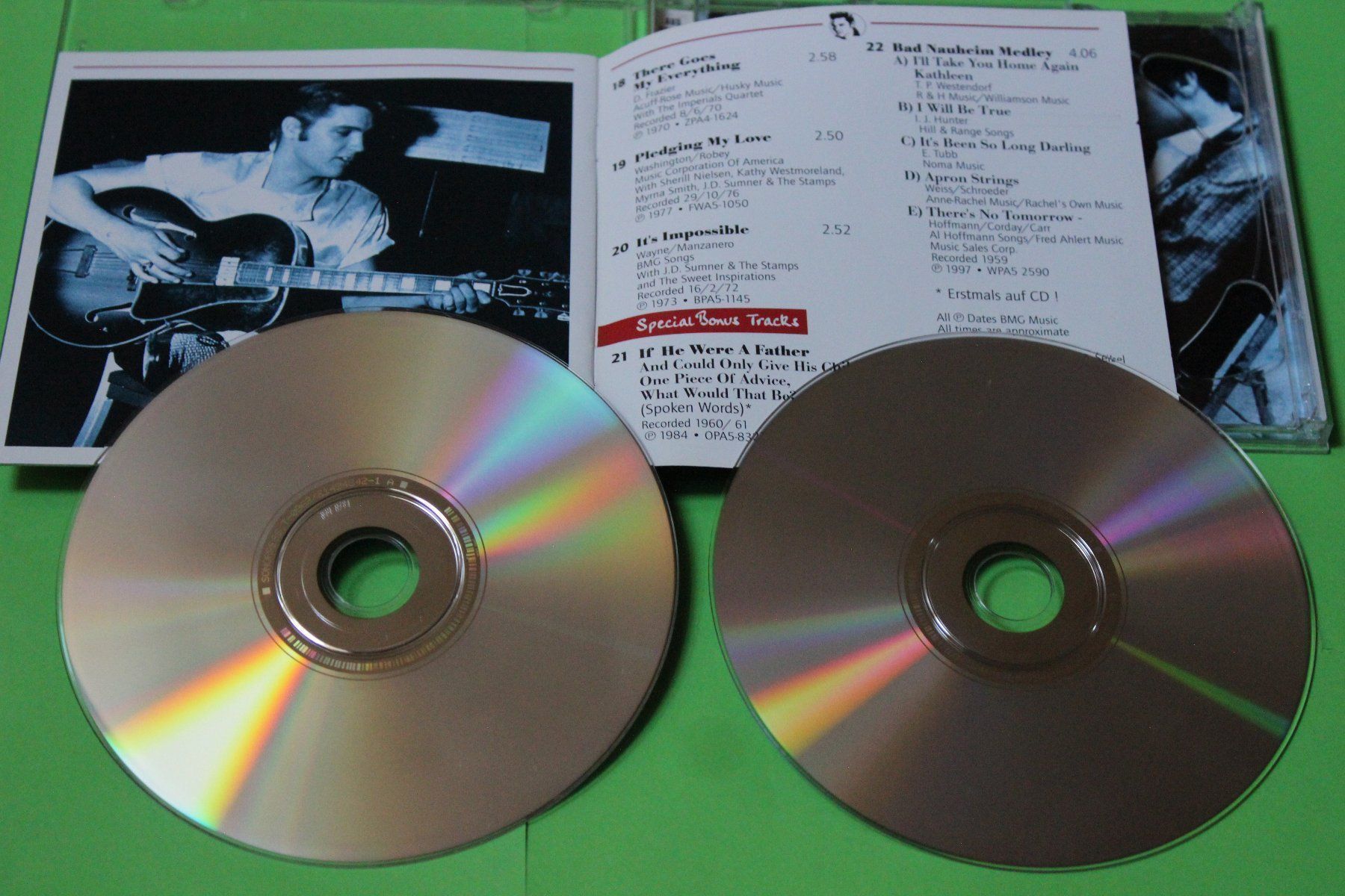 CD: Elvis Presley - Forever in Love 2CDs 1997 – Usato da Tübach venduto da JamesStone 4