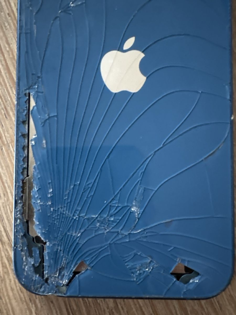 Apple Handys / Smartphones: Iphone 13, 256 GB – Gebraucht aus Zürich von jul_dpt5 4