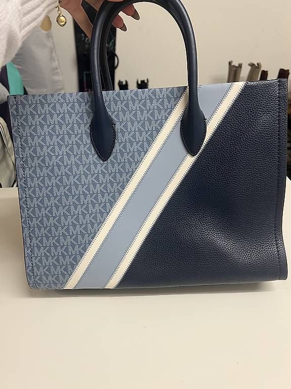 Michael Kors Borse da donna: Michael Kors Tasche Neu – Nuovo (secondo la descrizione) da Oetwil am See venduto da leu_w8pb 1