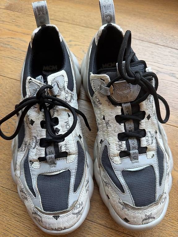 Scarpe da uomo: MCM ORIGINAL GR 43 – Usato da Schindellegi venduto da Poshanna 3