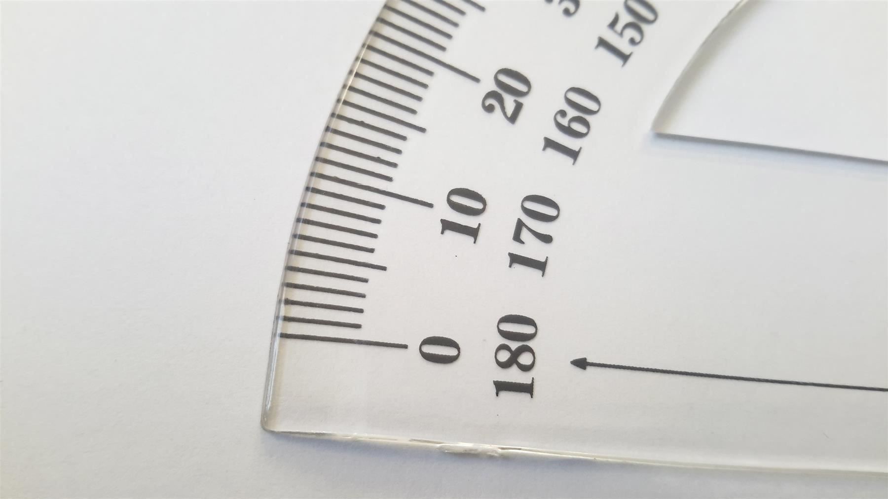 Altro in Scrittura & Disegno: Halb-Winkelmesser 180 ° 120 mm – Nuovo e nell'imballaggio originale da St. Gallen venduto da cointec 4