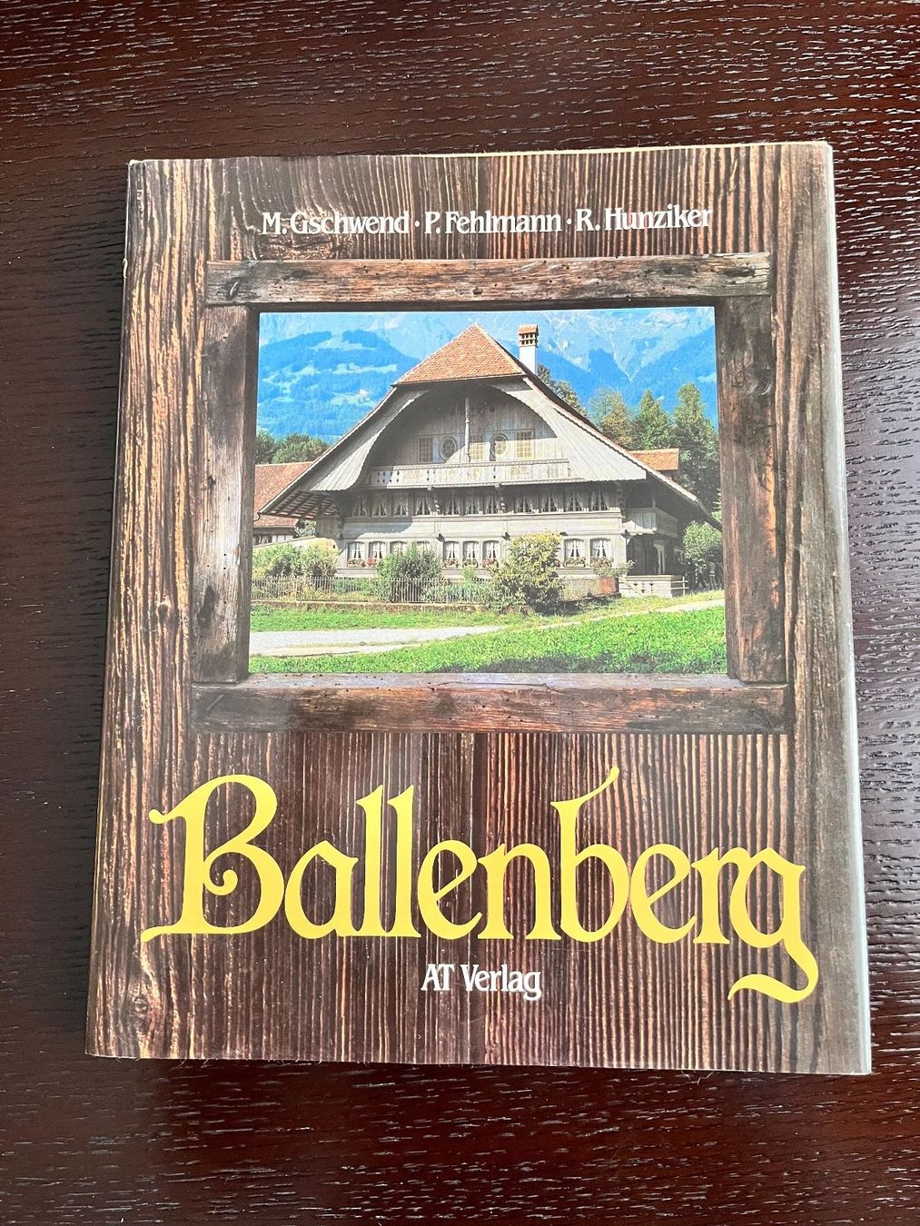Libri: Ballenberg:  (DE, FR, EN) – Usato da Lausanne venduto da Kinga_Shopaholic