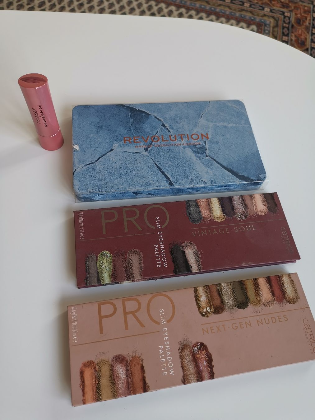 Catrice Make-up: Catrice und Revolution Lidschatten – Gebraucht aus Stabio von Princhipi 1