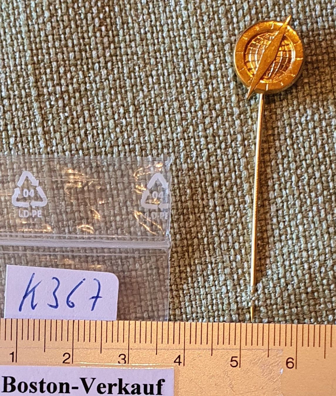 Placchette & Badge: K367 - Flugzeuggesellschaft Emblem Logo? – Usato da Reinach BL venduto da Boston-Verkauf 3