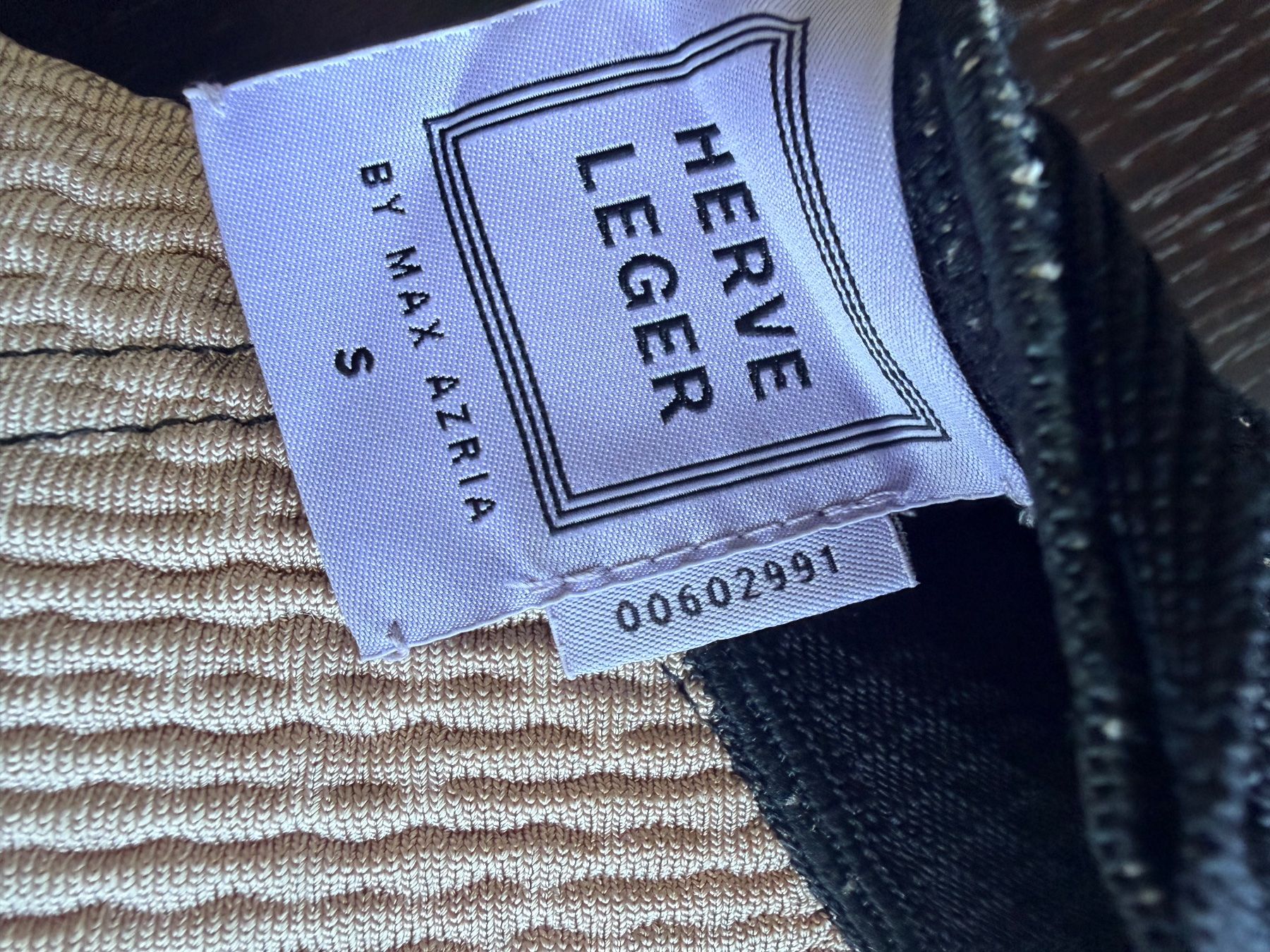 Vestiti: Herve Leger Midi Kleid S – Usato da Rüschlikon venduto da tcf_mp8y 1