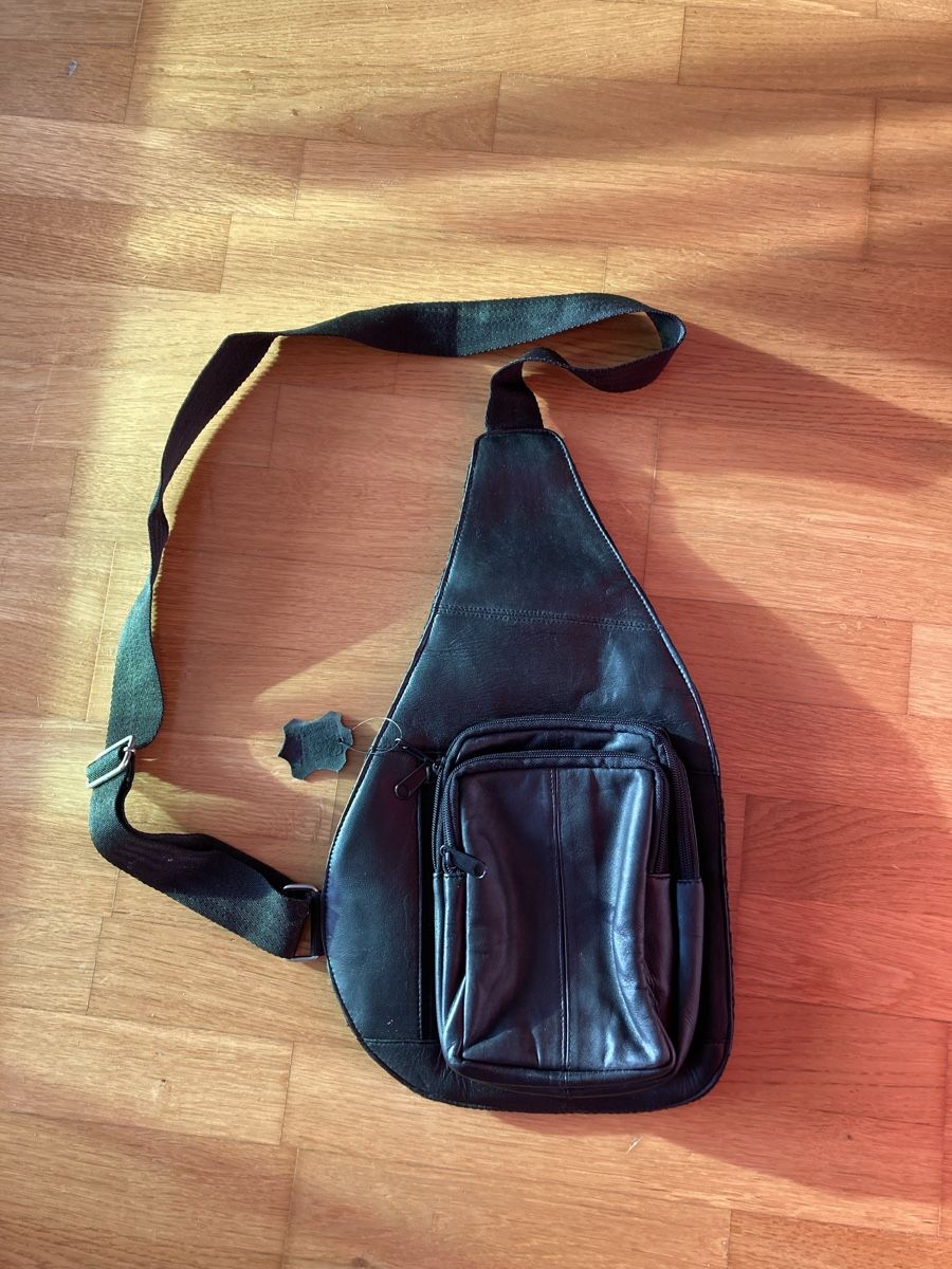 Taschen: Schrägtasche – Neu (gemäss Beschreibung) aus Wettingen von lalla21