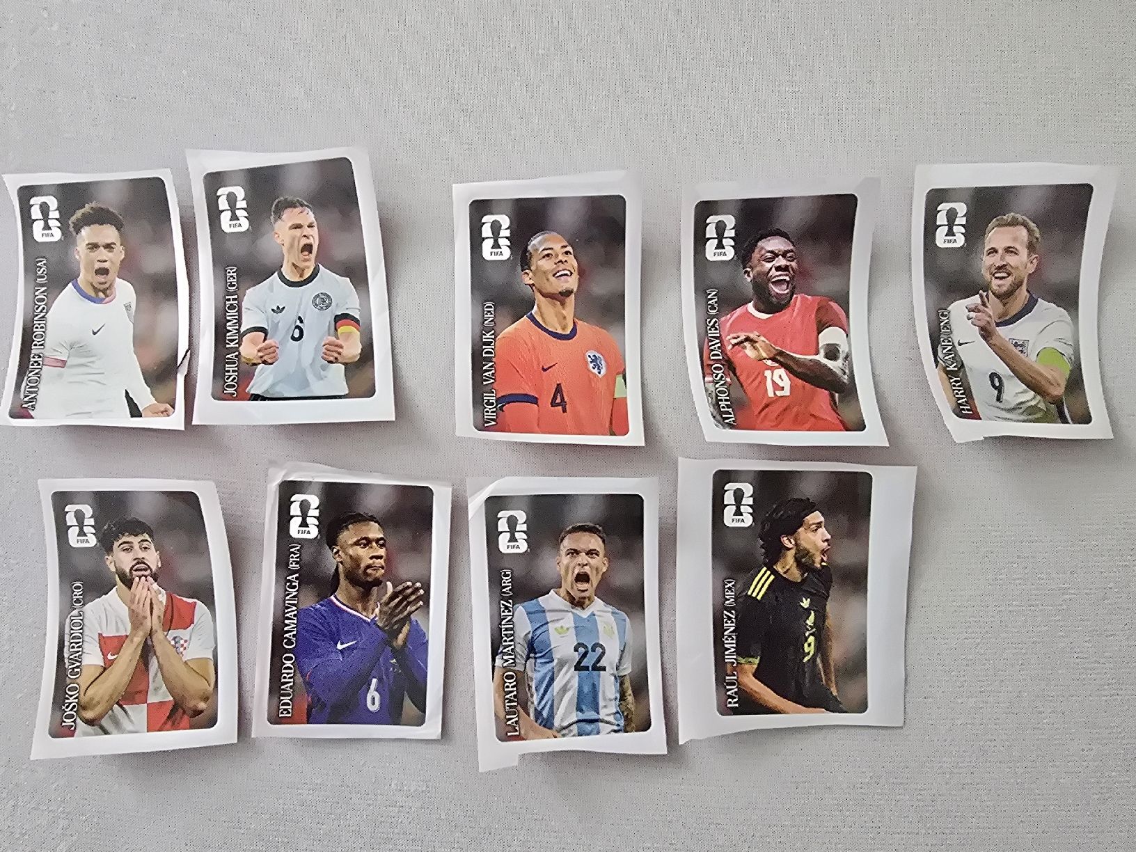 Panini Carte collezionabili: Set à 9x Coca Cola Panini 2026 Sticker – Nuovo (secondo la descrizione) da Thun venduto da Miginemo