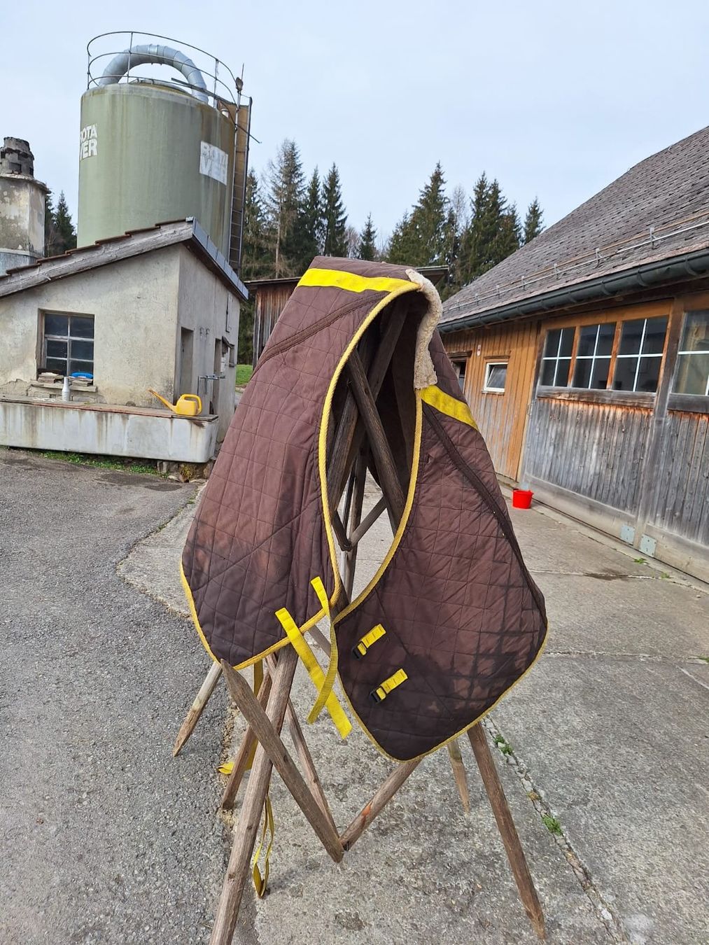 Coperte: Pferdedecke – Usato da Rorschacherberg venduto da sut86 2