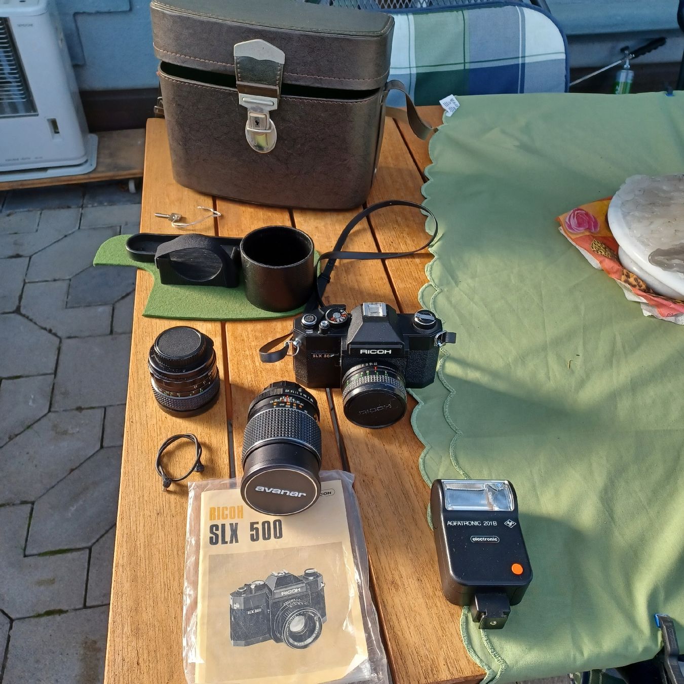 Fotocamera: Fotokamera mit Tasche, mit Objektiv – Usato da Waldkirch venduto da Fantasia-101