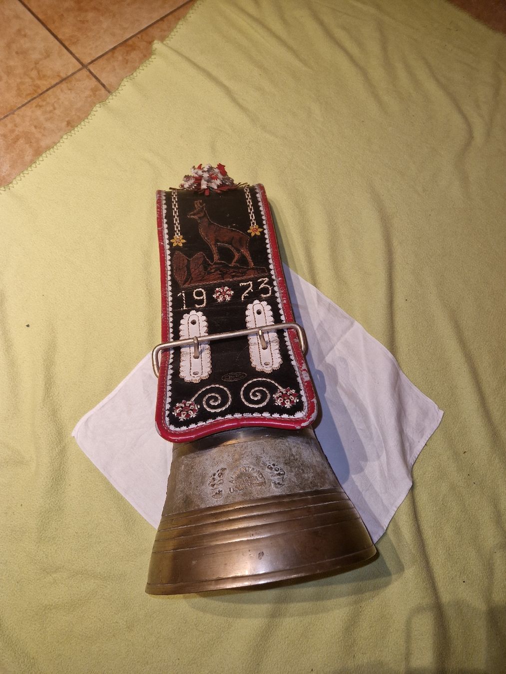 Campanacci mucche: Altes Schweizer Kuhglocken.Albertano. – Usato da Willisau venduto da mar_j55v