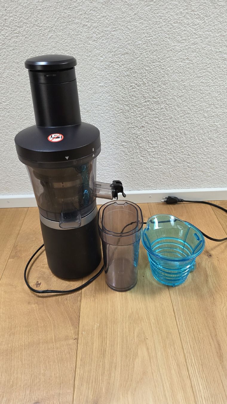 Elettrodomestici da cucina: Panasonic Slow juicer MJ-l500 – Usato da Möhlin venduto da chappemeier