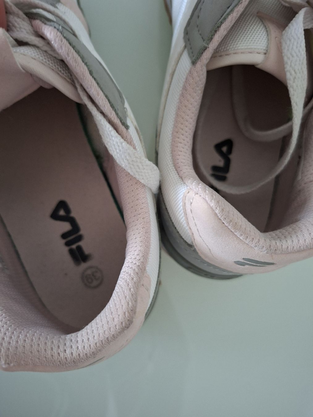 Fila Scarpe da donna: Fila baskets femme, taille 39, – Usato da Renens VD venduto da ser_j2fn 4