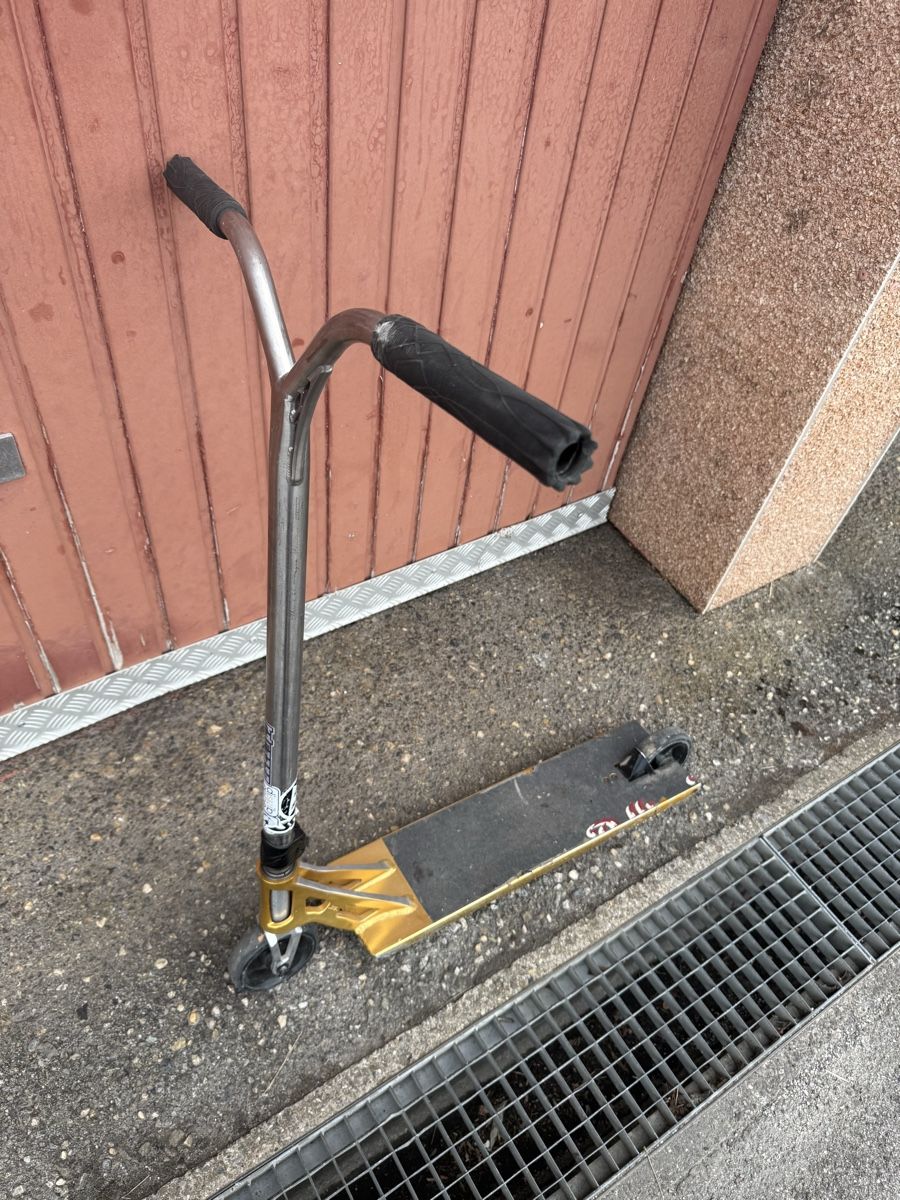 Kickboard: Trottinette freestyle AO/ETHIC – Gebraucht aus Bevaix von luc_lk6b