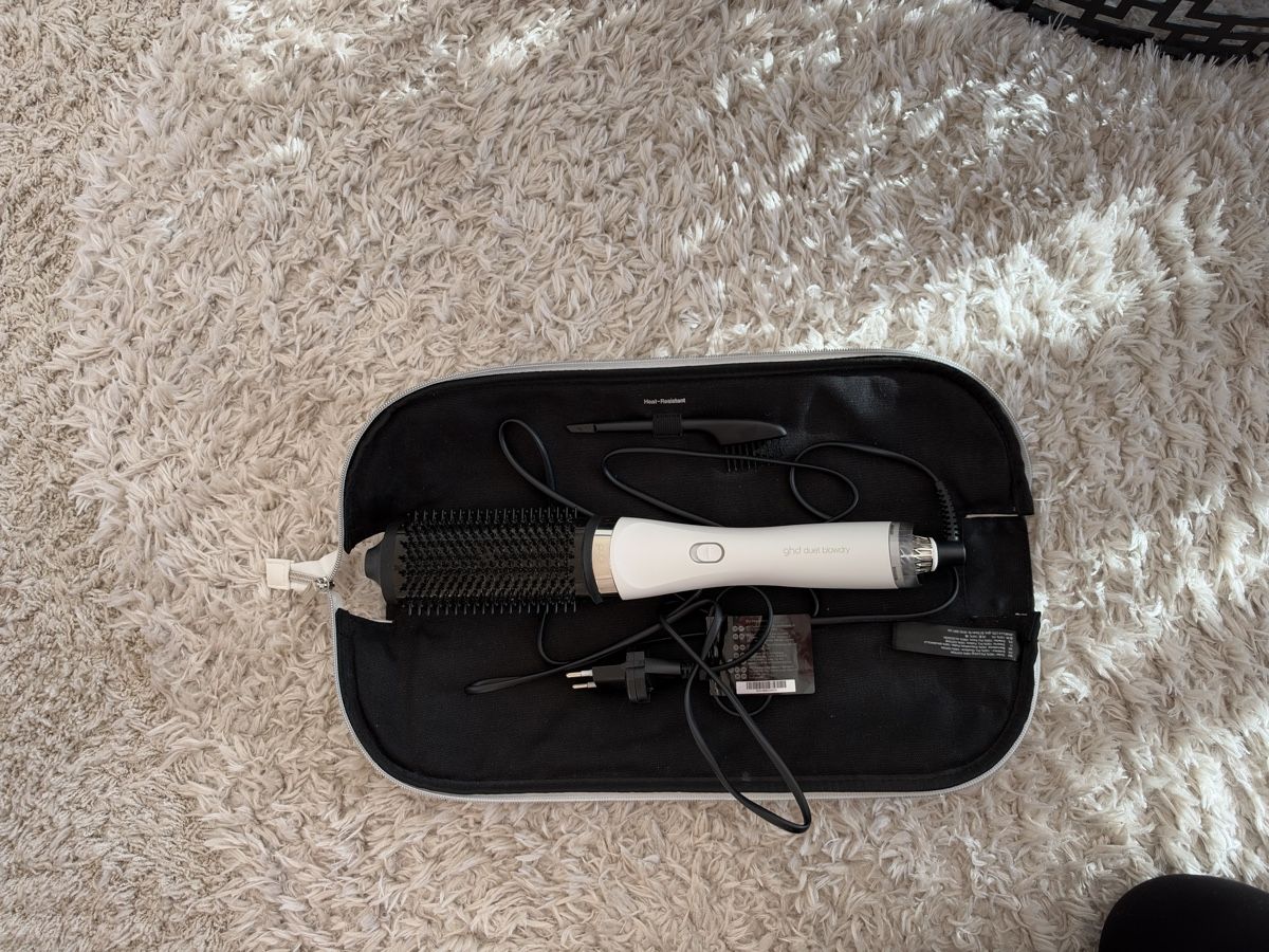 GHD Föhn: Ghd duet blowdry - Weiss – Gebraucht aus Zürich von lan_2x7g 2