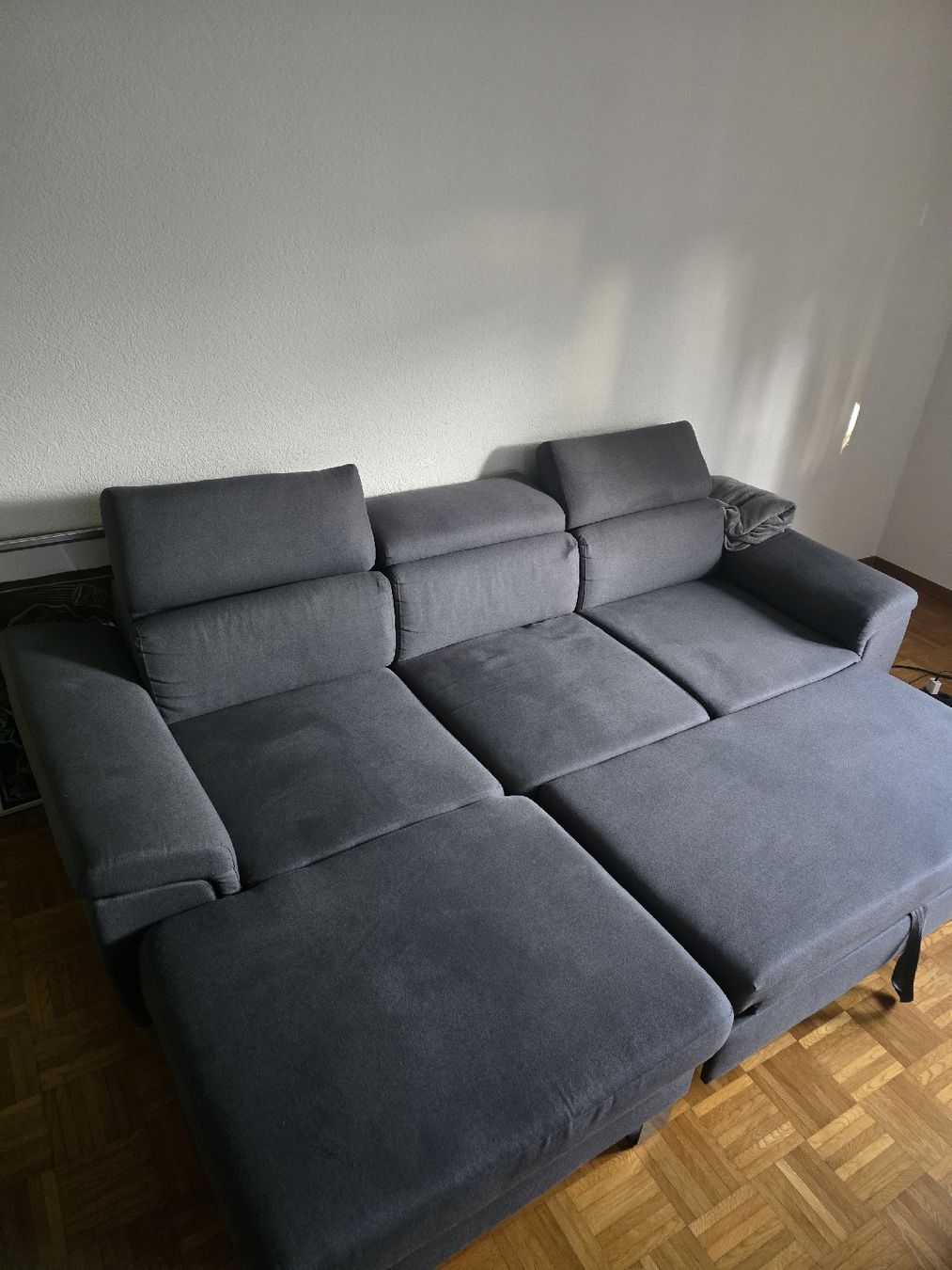 Divani: Ecksofa dunkelgrau mit Bettfunktion, top Zustand! – Usato da Würenlos venduto da aro_r929 1