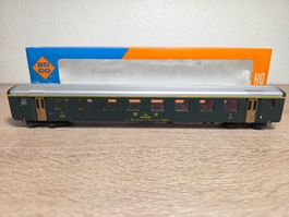 Roco 4237D Personenwagen 1.Kl BLS H0