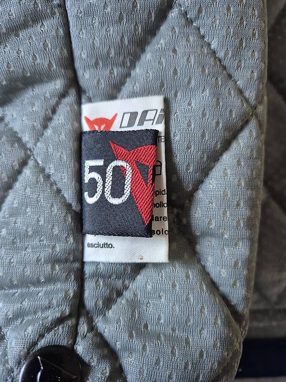 Dainese Giacche: Motorrad Jacke Grösse 50 – Usato da Volken venduto da Mineralwasser13 4