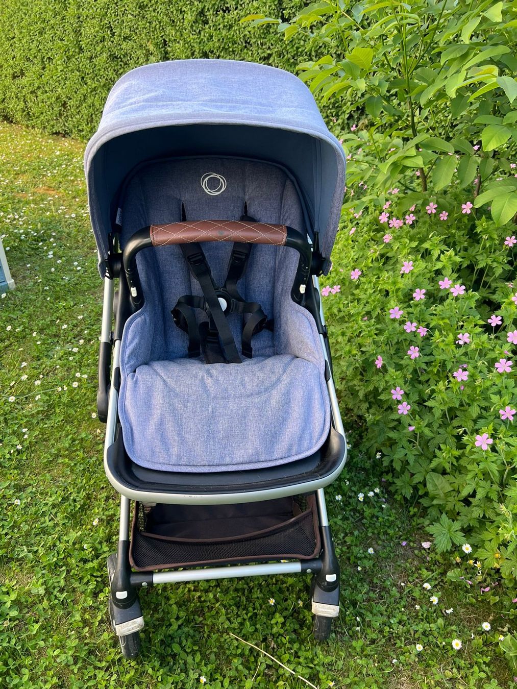 Bugaboo Kinderwagen: Kinderwagen Bugaboo Fox blau – Gebraucht aus Bülach von 3meego3 4