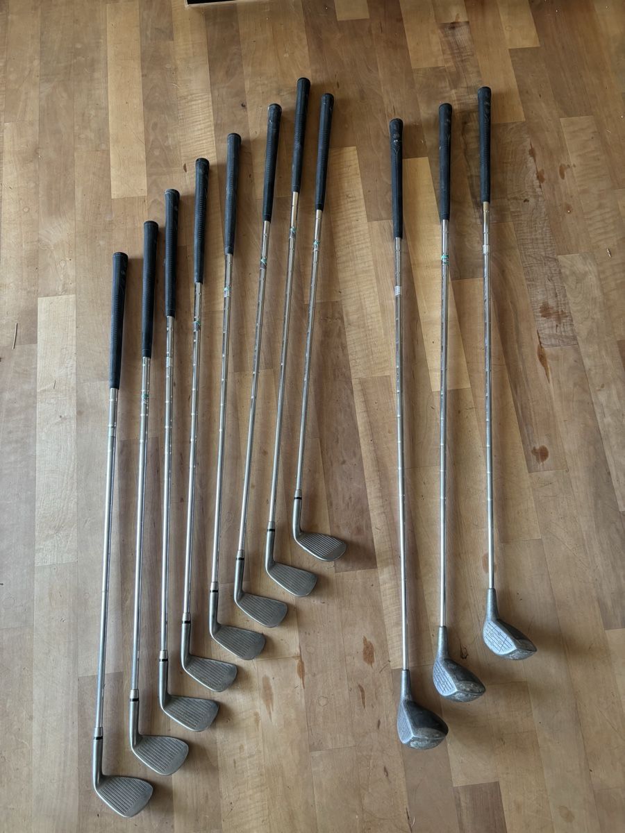 Wilson Clubs & Sets: Golfschläger Set Wilson Linkshänder – D'occasion à Thundorf par Benefit-for-children