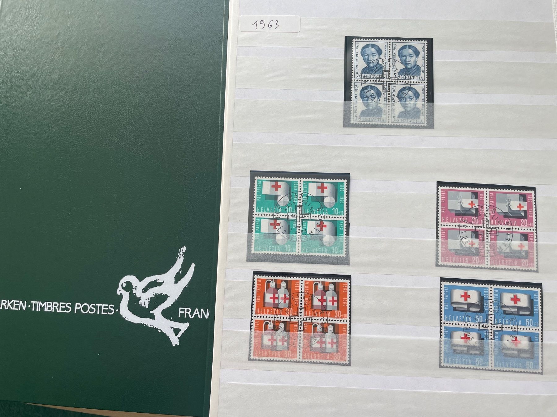 Tous les timbres: 45 séries PP complètes dès 30.- – D'occasion à Sonceboz-Sombeval par Comment2 3