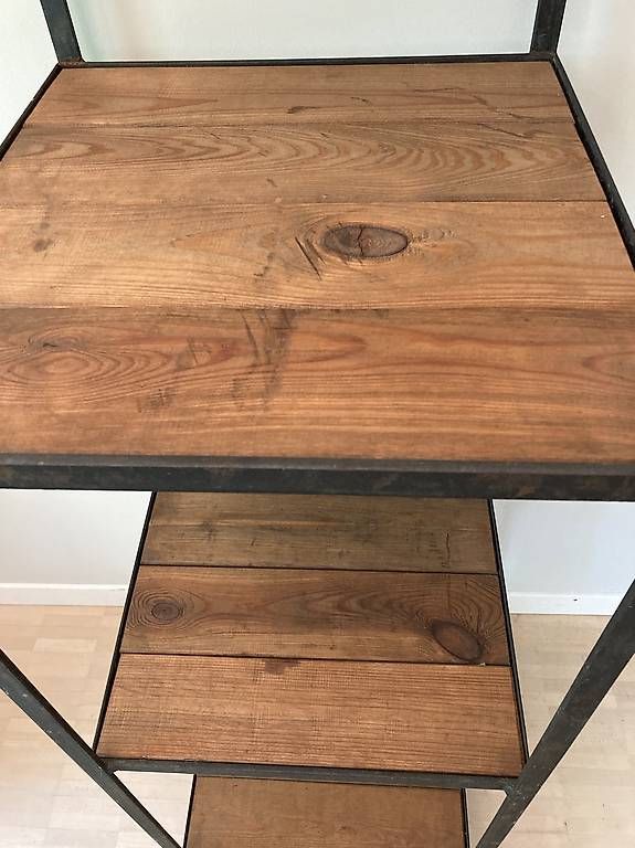 Scaffali: Regal aus Gusseisen – Usato da Thun venduto da allegra012 2