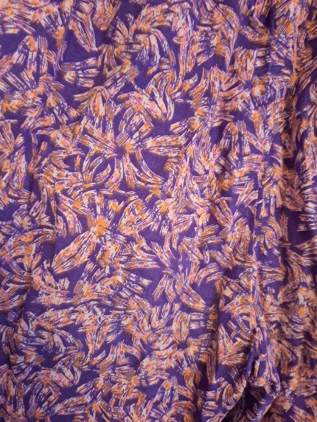 Tute: combinaison imprimée violette sans manches taille S – Usato da Cortaillod venduto da mwm_qbx8 4