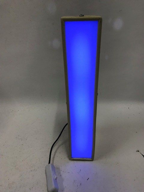 Lampen: Leuchtbuchstabe I mit hellblauem Plexi – Gebraucht aus Zürich von gigimai67