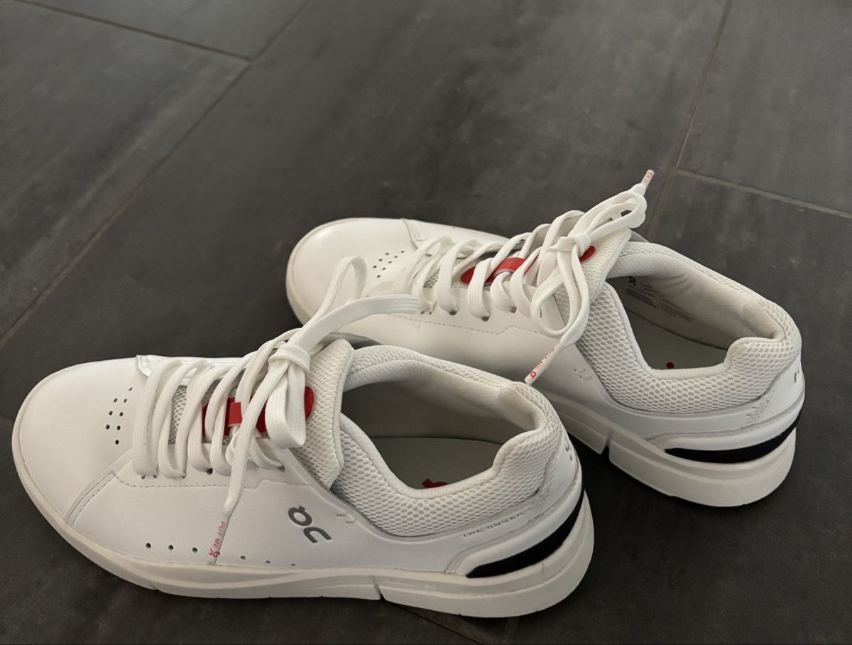 On Scarpe da donna: ON The Roger Advantage weiss EU 37.5 - Neu – Nuovo (secondo la descrizione) da Schwarzenburg venduto da Barbara_70 1