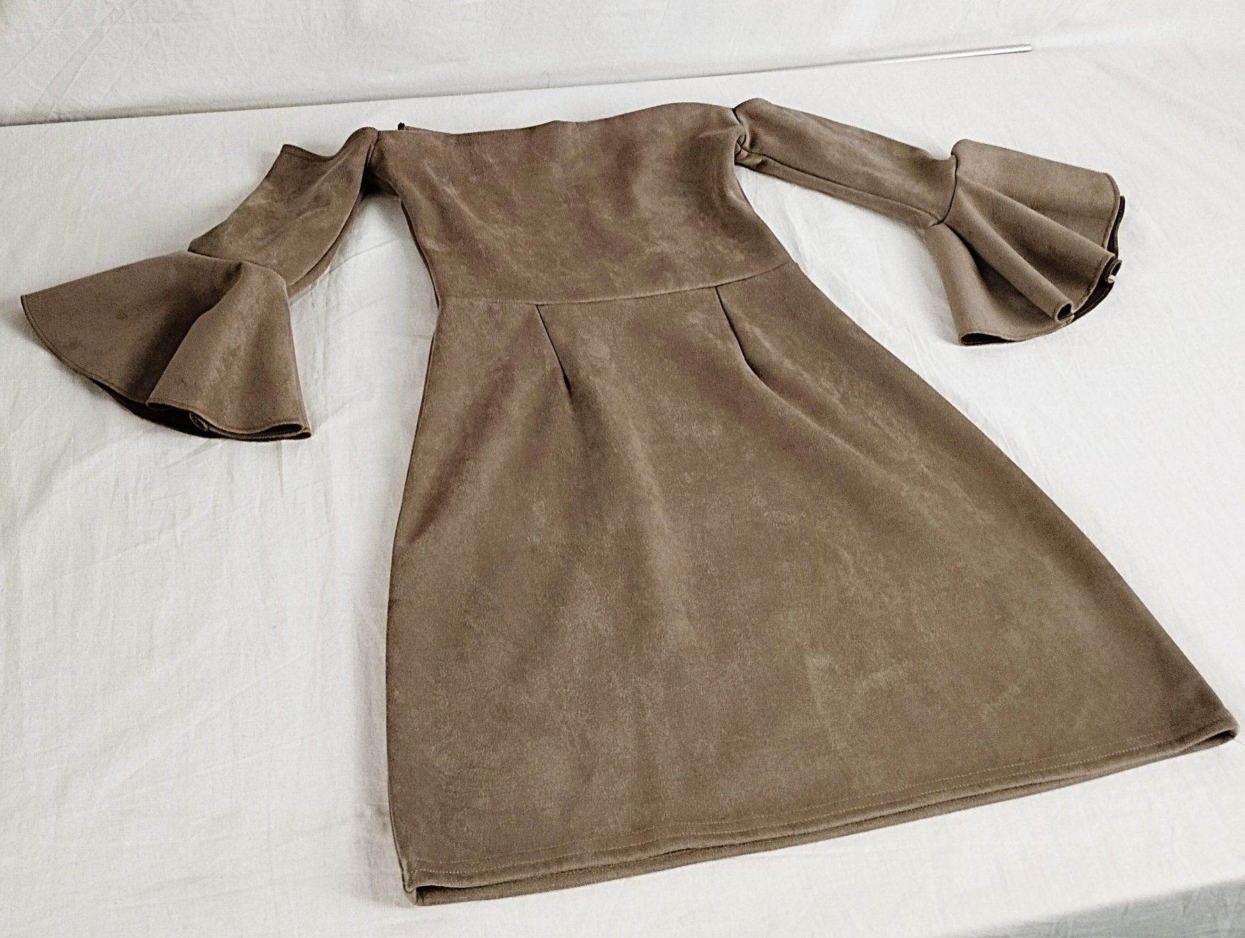 Vestiti: MISSGUIDED Kleid Gr. 36 – Usato da Schübelbach venduto da Restwert_Schubelbach 3